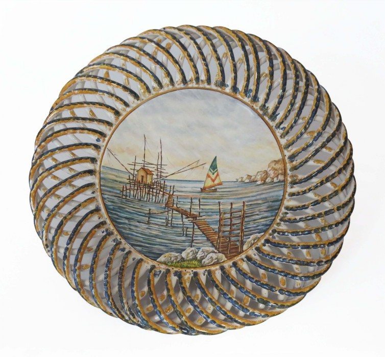 Centrotavola in ceramica con fasci intrecciata Trabocco abruzzese, Ceramiche Liberati