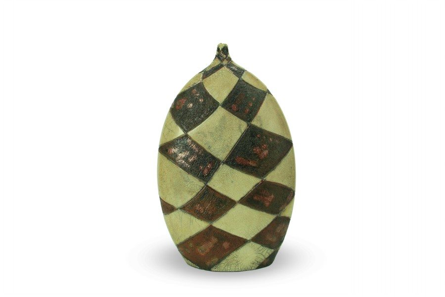 Bottiglia in ceramica raku da design casa, decoro a scacchi, Ceramiche Liberati