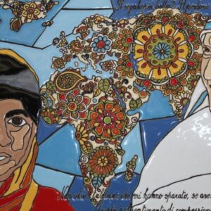 pannello da muro in cuerda seca Malala e Madre Teresa, decorato a mano, Ceramiche Liberati