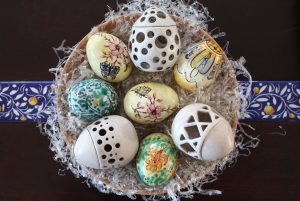 Uova decorate in ceramica Ceramiche Liberati
