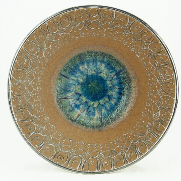 Centrotavola in ceramica refrattaria, cristalli e platino