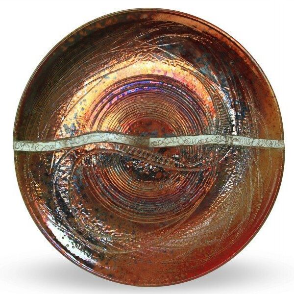 Piatto da muro in ceramica con riflessi e fascia